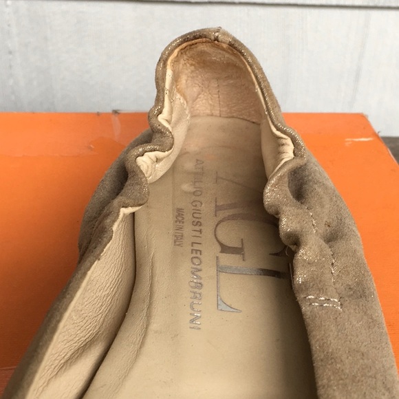 AGL Attilio Giusti Leombruni Taupe Suede Open Toe Buckle Ballet Flats Sz 38 / 8 - Picture 9 of 10